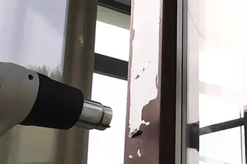 Чем отмыть скотч от пластикового окна